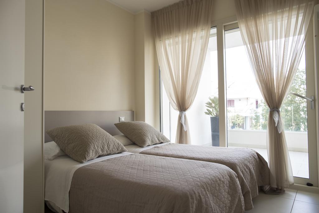 Residence Millecento Cesenatico Exterior foto